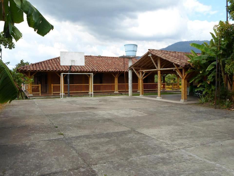 Finca El Diamante Βίλα Calarcá Εξωτερικό φωτογραφία